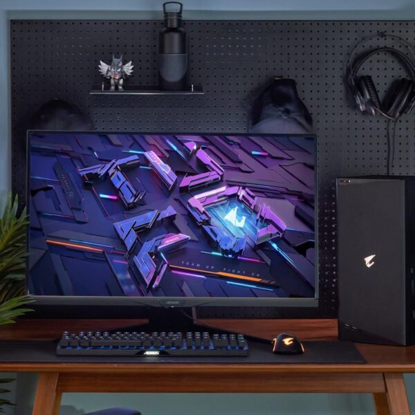 GIGABYTE AORUS FI32U 32" 4K SS IPS Gaming Monitor, Exclusive Built-in ANC, 3840x2160 Display, 144 Hz Refresh Rate, 1ms Response Time (GTG), 1x Display Port 1.4,2x HDMI 2.1,2x USB 3.0,with Type-C,BLACK - Image 7