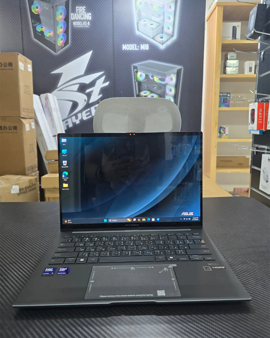 Asus Zenbook 14” OLED Touchscreen – Intel Core Ultra 9 285H | 32GB LPDDR5X | 1TB PCIe 4.0 SSD | Intel Arc Graphics - Image 2